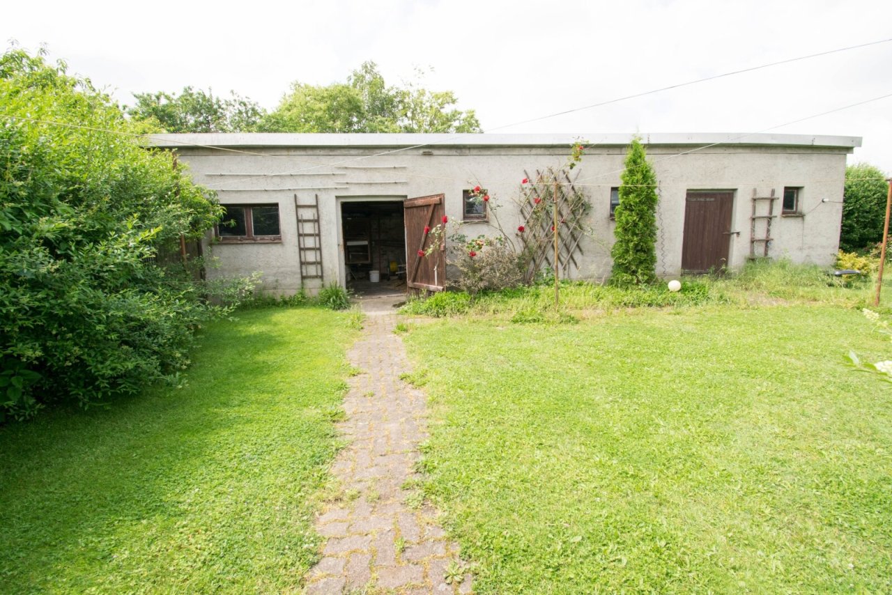 Stall und Werkstatt Stall und Werkstatt
